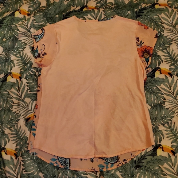 Floral Van Heusen Top - Picture 3 of 3